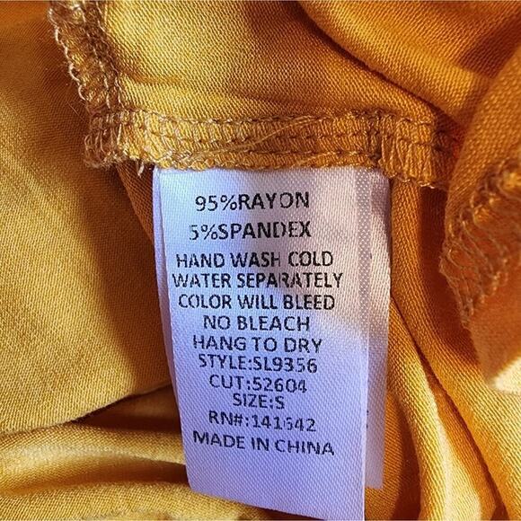 468 SHE & SKY YELLOW SIDE TIE BLOUSE - Picture 5 of 7